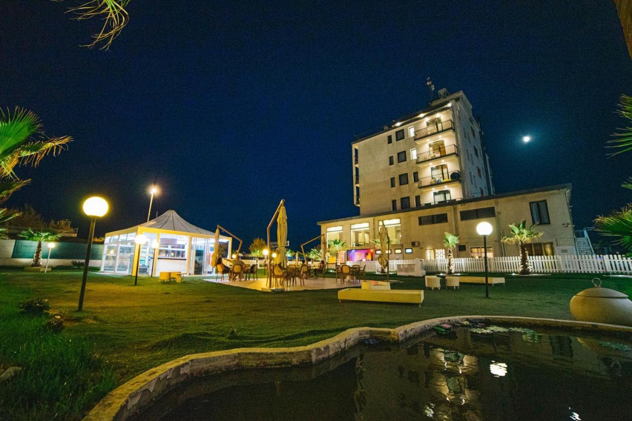 Hotel Park E Mobil Home ซอตโตมารีนา ภายนอก รูปภาพ