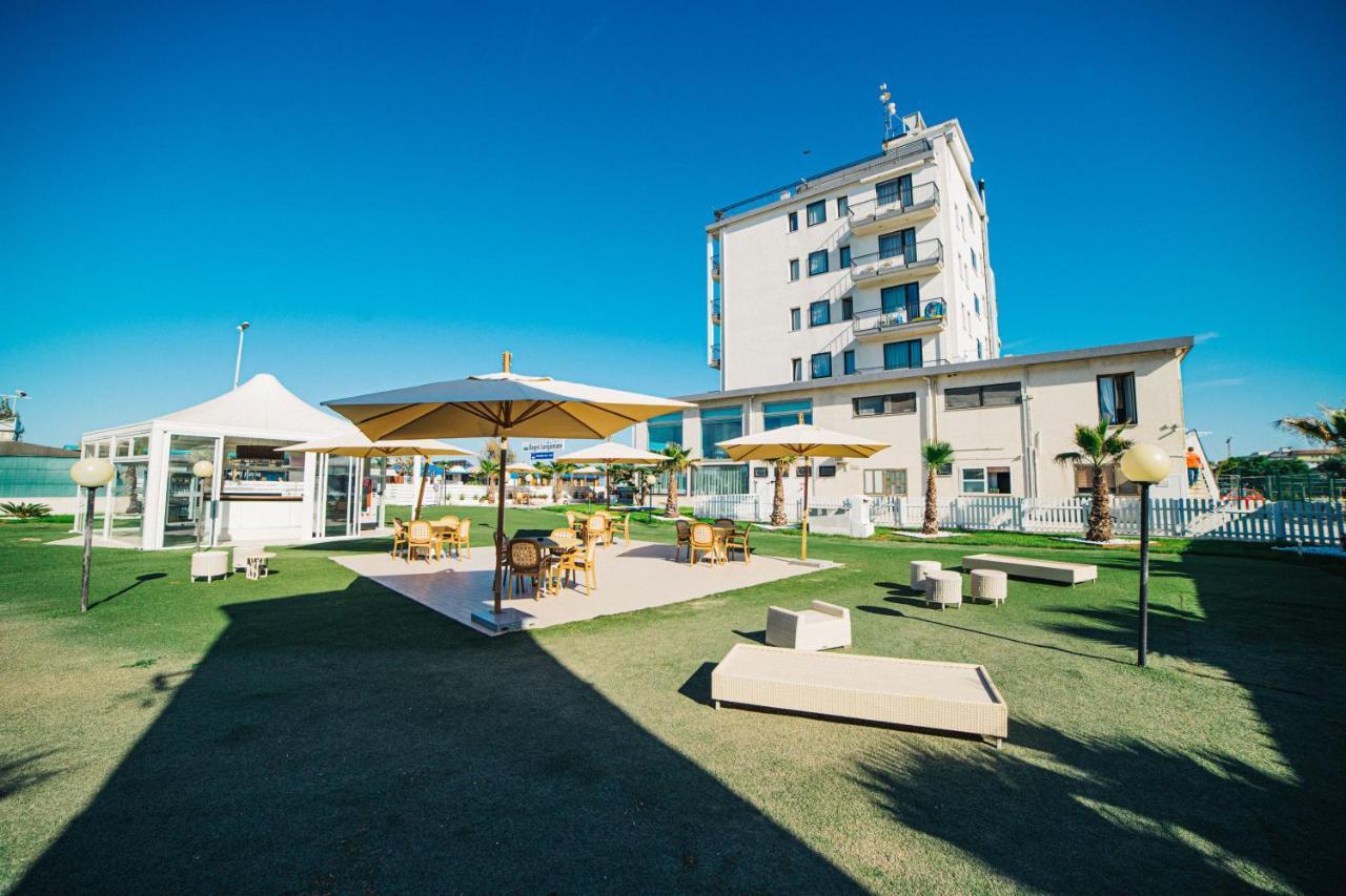Hotel Park E Mobil Home ซอตโตมารีนา ภายนอก รูปภาพ