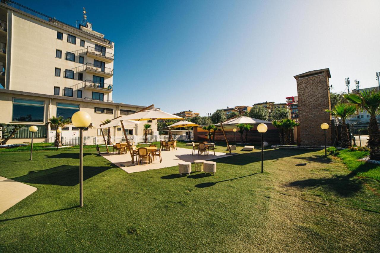 Hotel Park E Mobil Home ซอตโตมารีนา ภายนอก รูปภาพ