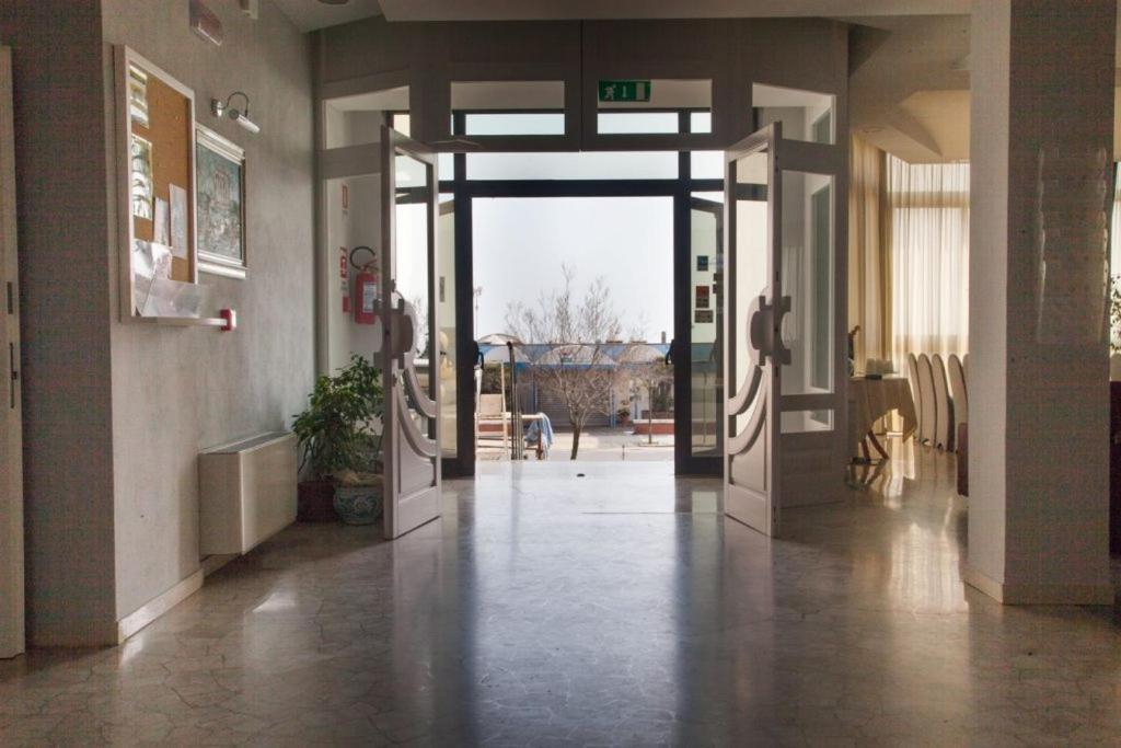 Hotel Park E Mobil Home ซอตโตมารีนา ภายนอก รูปภาพ