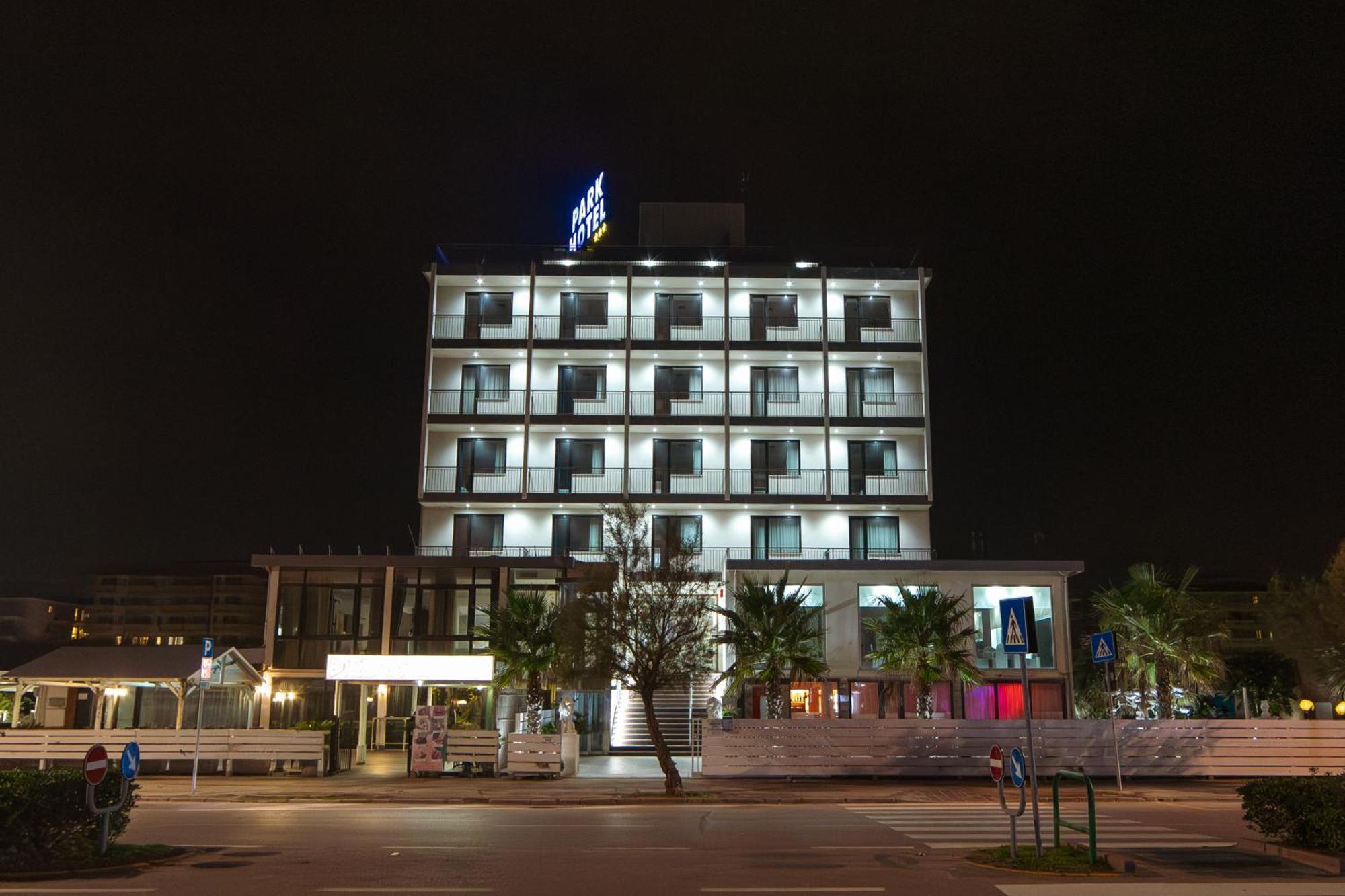 Hotel Park E Mobil Home ซอตโตมารีนา ภายนอก รูปภาพ