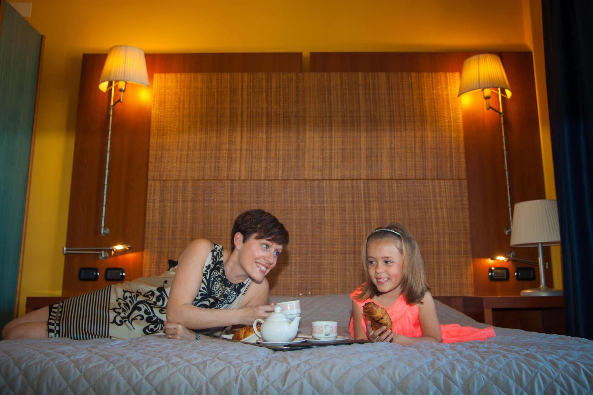 Hotel Park E Mobil Home ซอตโตมารีนา ภายนอก รูปภาพ
